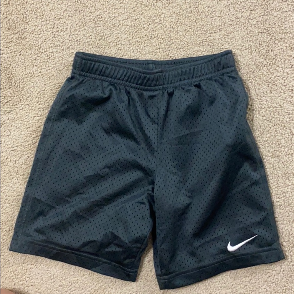 Boys Nike Basketball short